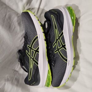 Asics Running Shoes GT-1000